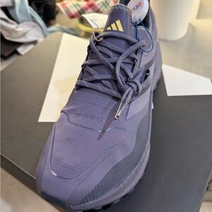 Brand New Men’s Adidas Ultraboost 5 GTX Size 13